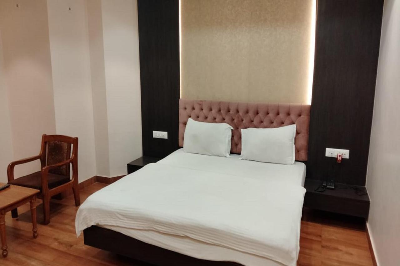 Hotel Park Regency Gorakhpur Exterior foto